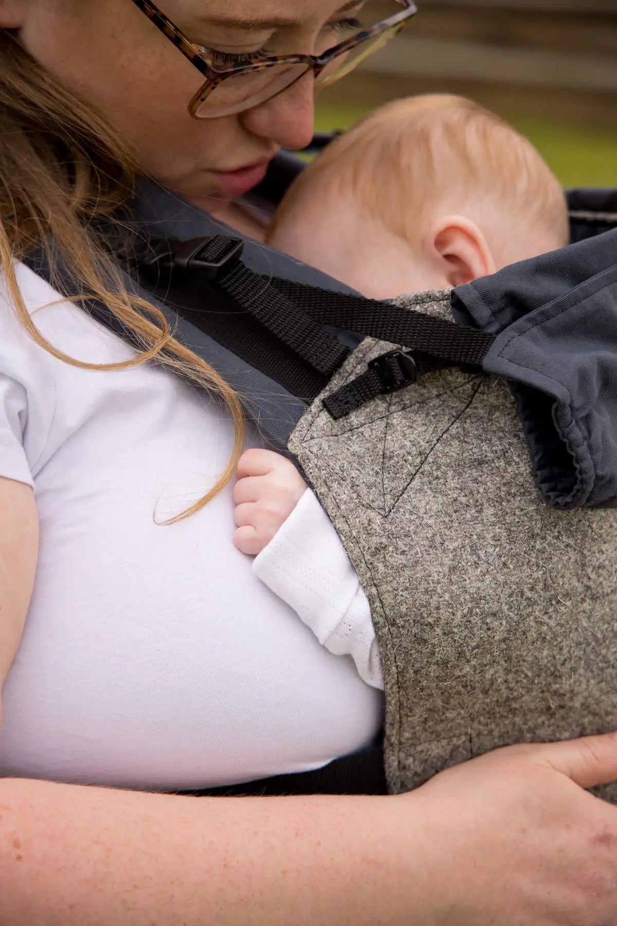 KahuBaby Herdwick Tweed Carrier