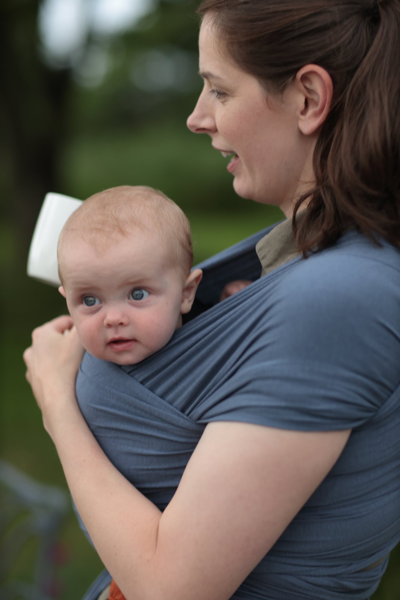 Stretchy baby outlet carrier